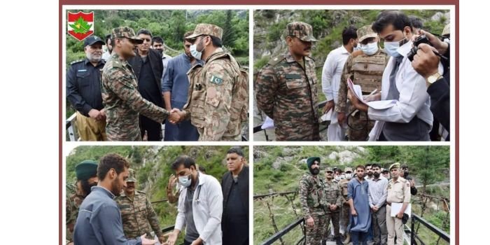 LoC Goodwill: India-Pakistan Army Officers Share Rare Handshake at Teetwal Crossing During Repatriation